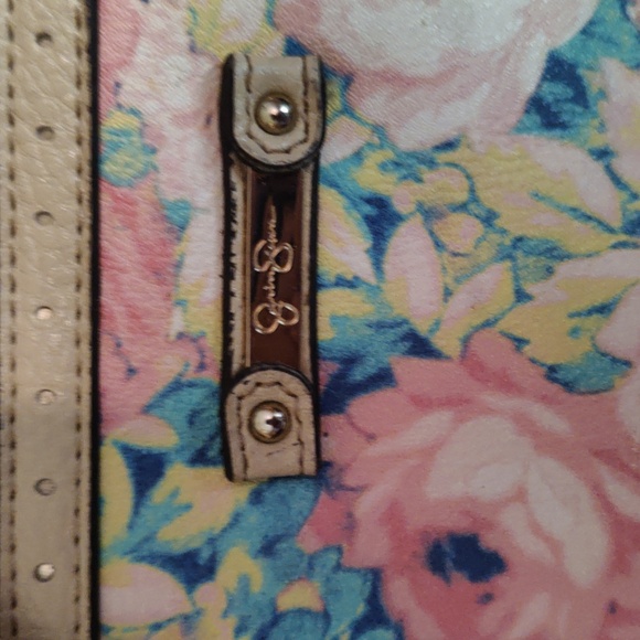 Jessica Simpson Floral Shoulder Bag - Picture 5 of 9